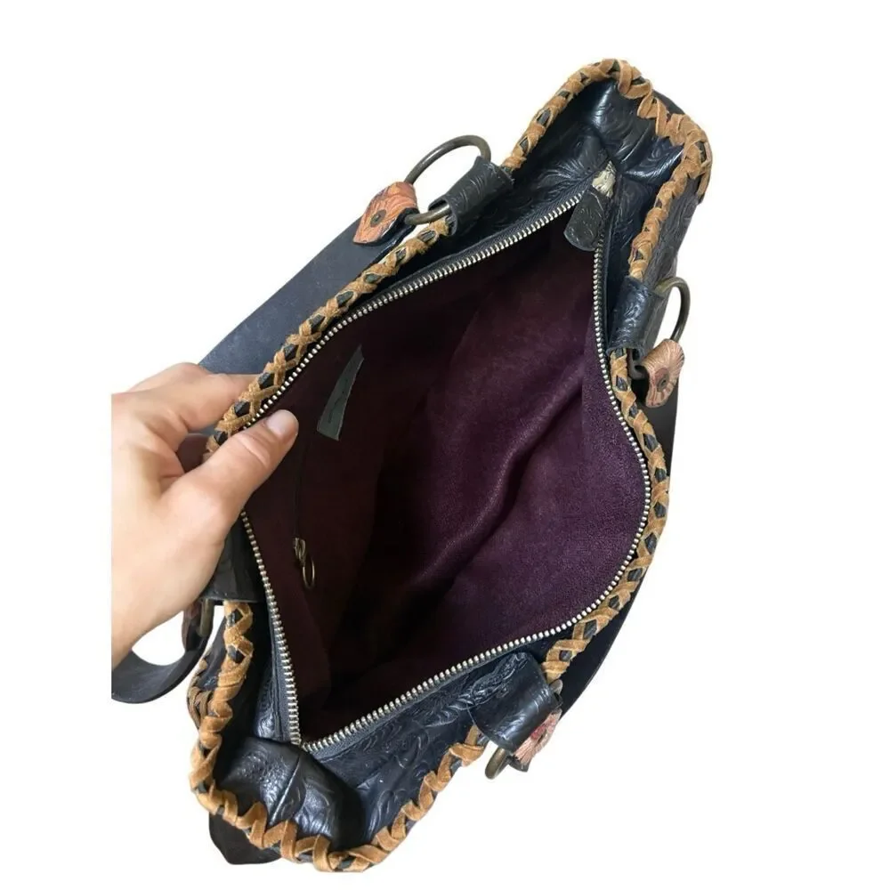 Santi Embossed Floral Western Y2K shoulder bag - Picture 15 of 16